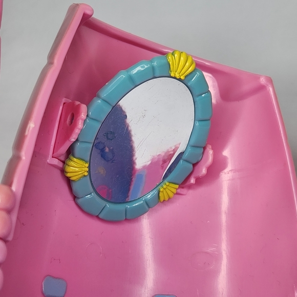 Vintage Miss Party Surprise Mermaid Party Playset - Picture 3 of 4